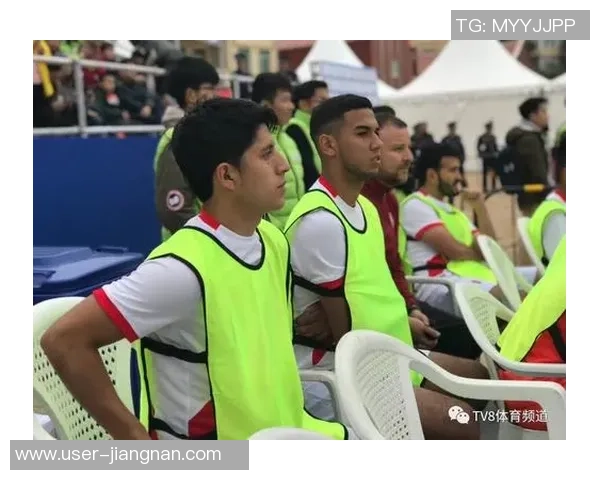 沙滩足球规则之外的精彩瞬间与战术解析探讨